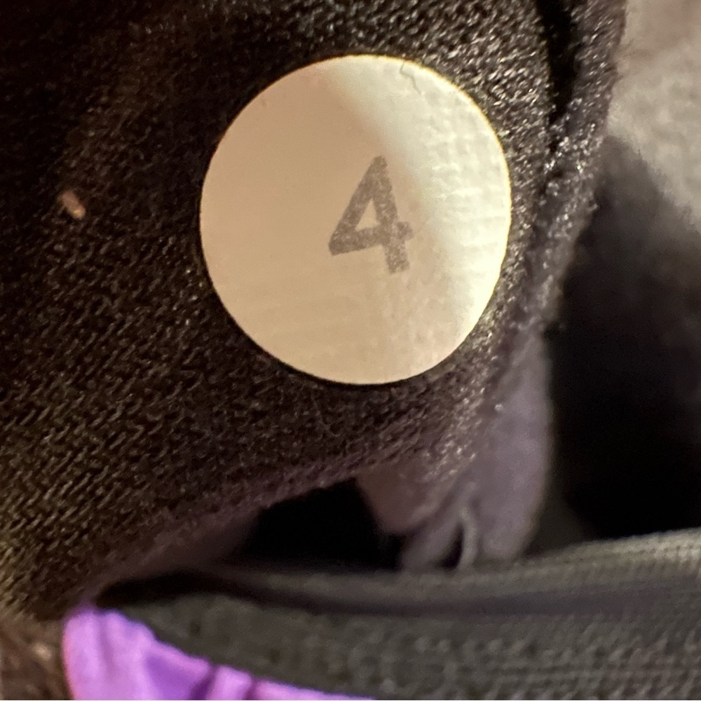 Lululemon Yogi Dance Tank Adjustable Straps Gray Purple Women's Size 4 - Picture 7 of 7